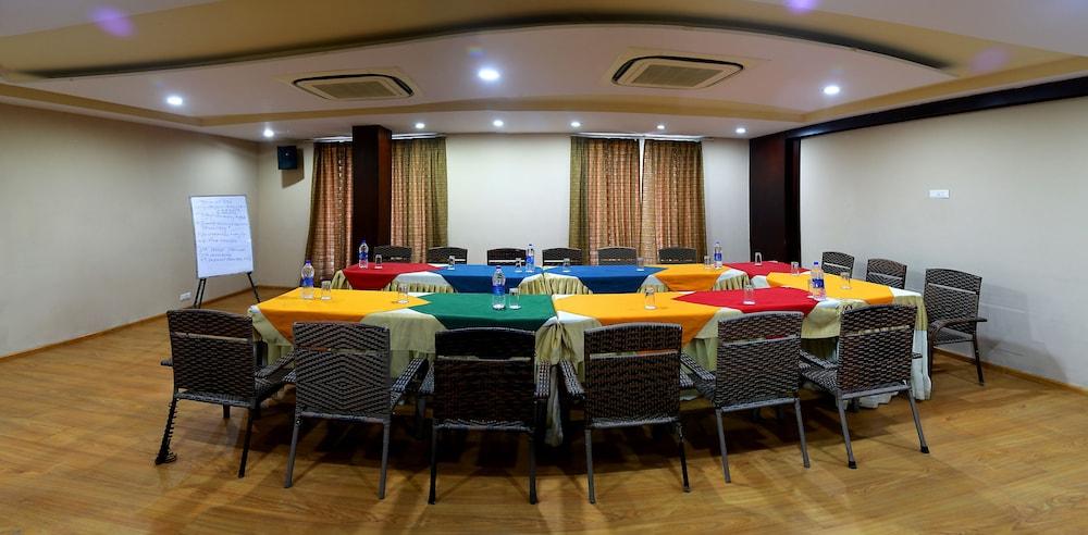 Hotel Royal Palm - A Budget Hotel In Udaipur Esterno foto