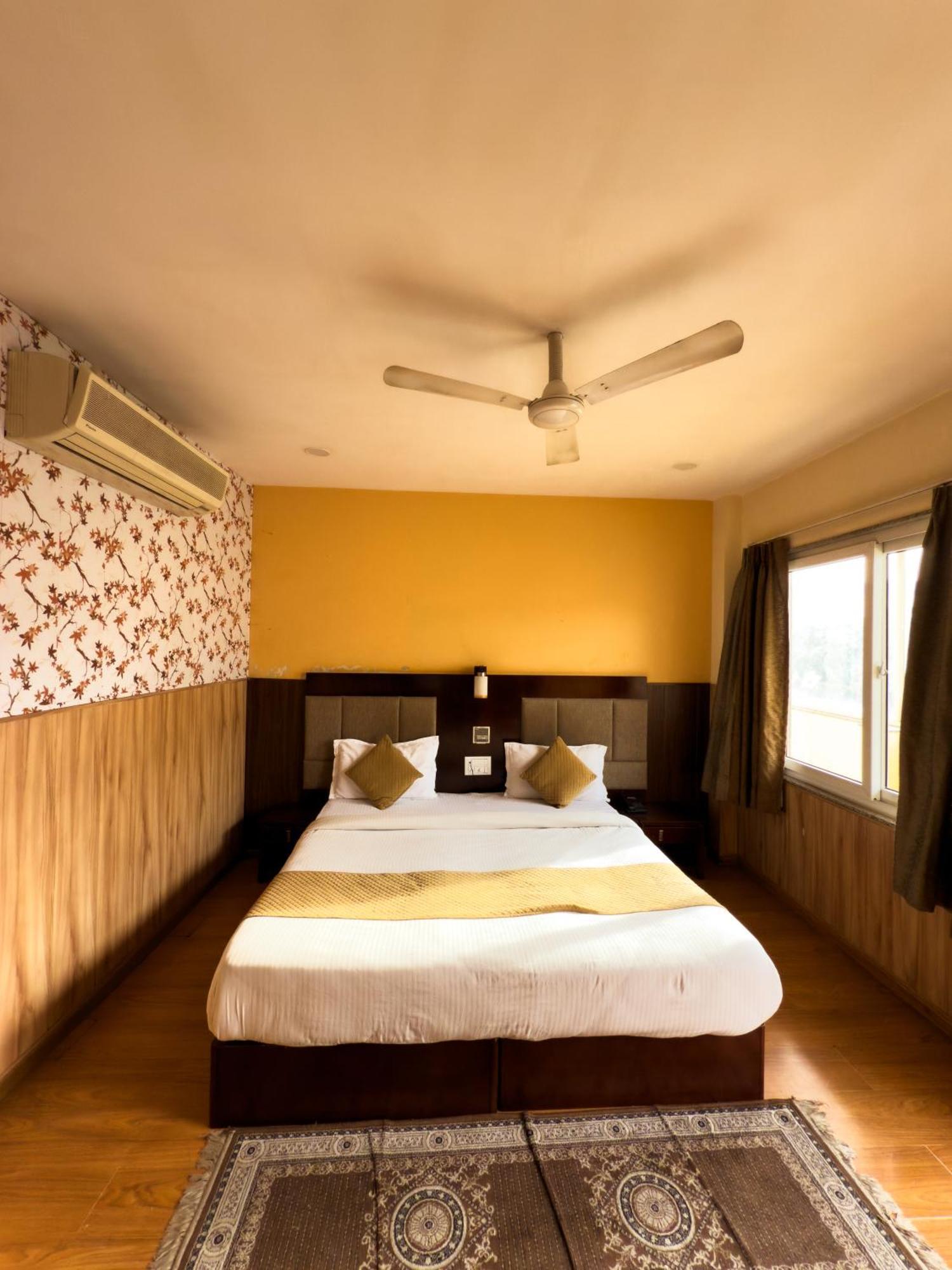 Hotel Royal Palm - A Budget Hotel In Udaipur Esterno foto