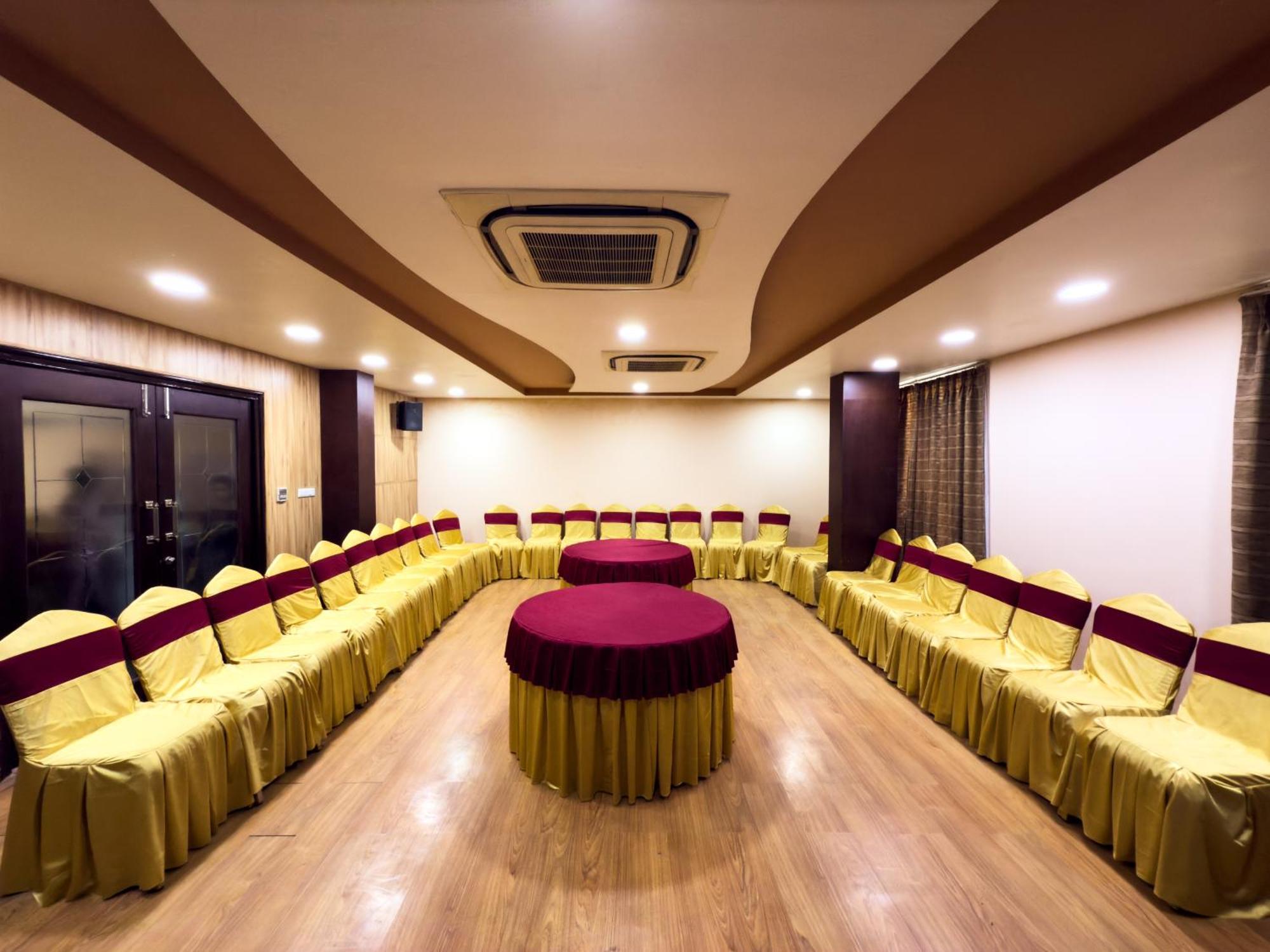 Hotel Royal Palm - A Budget Hotel In Udaipur Esterno foto