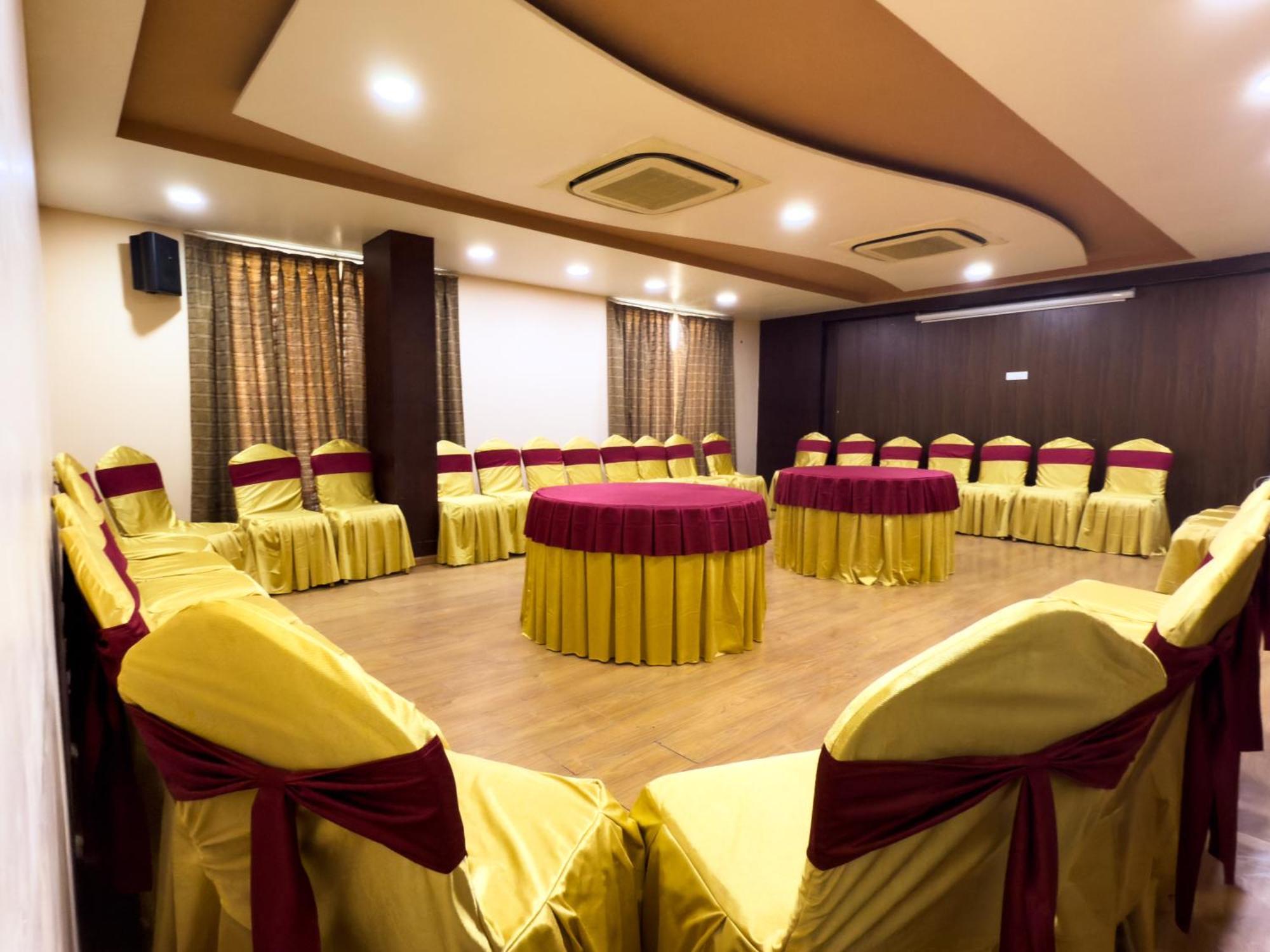 Hotel Royal Palm - A Budget Hotel In Udaipur Esterno foto