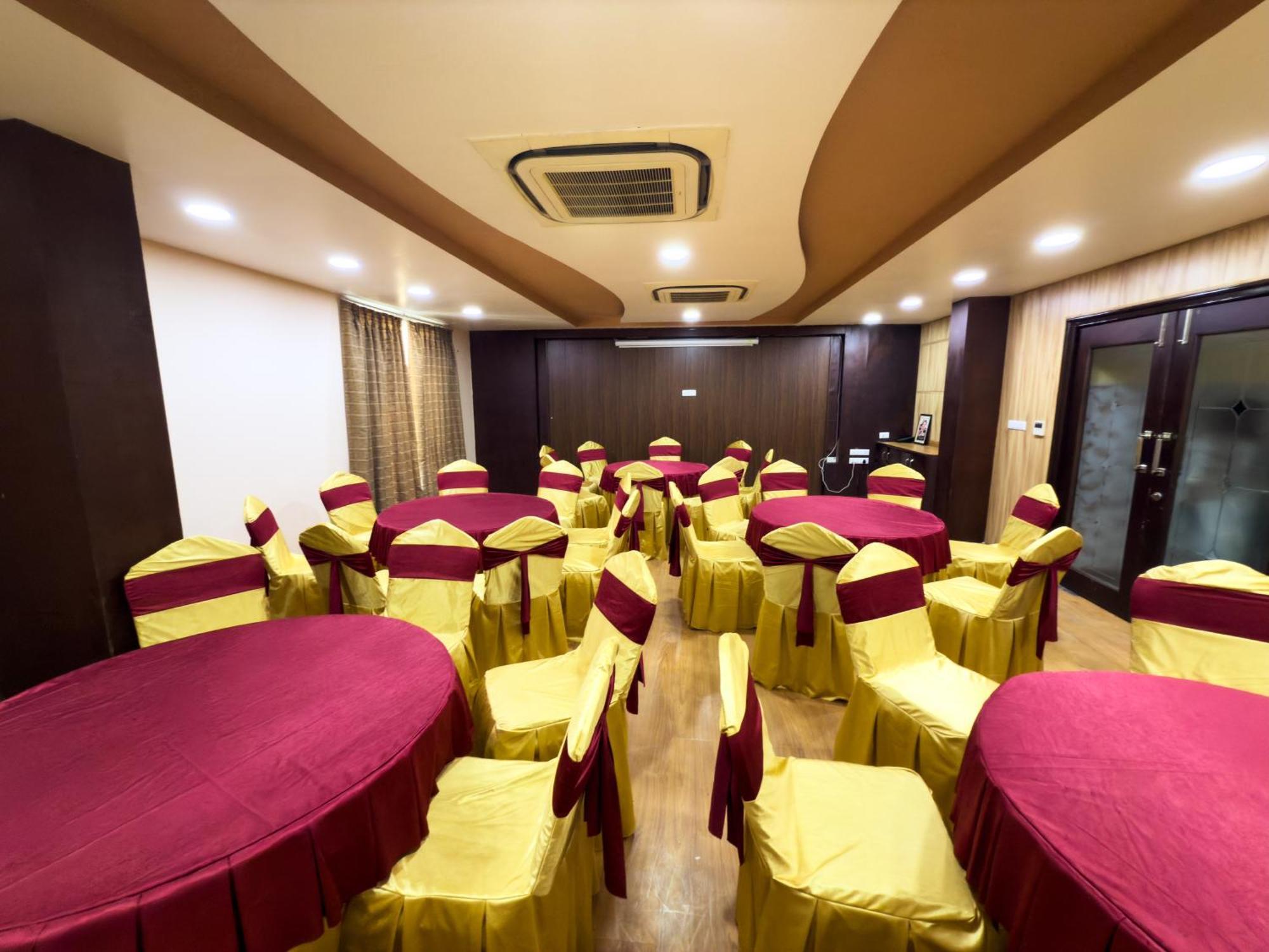 Hotel Royal Palm - A Budget Hotel In Udaipur Esterno foto